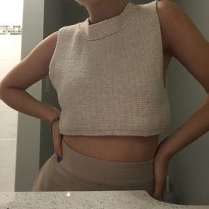 cropped fleece tank top